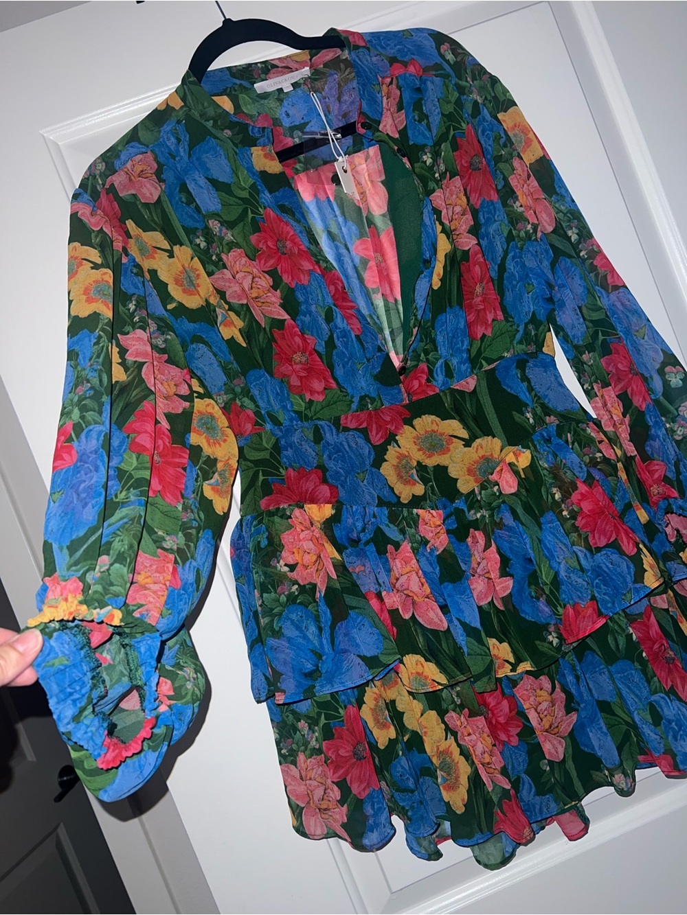 Olivaceous gorgeous floral dress. - Picture 2 of 4